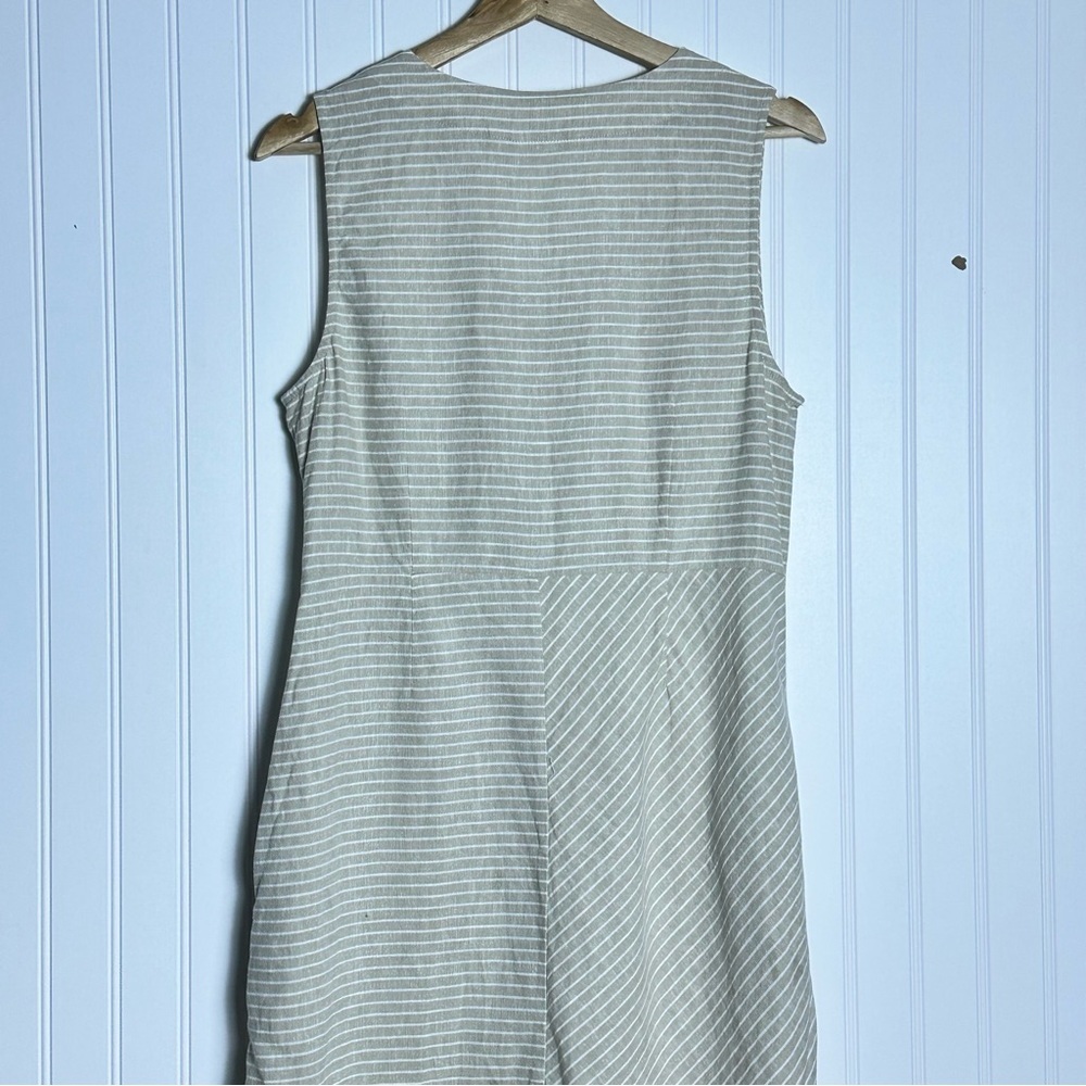 Soft Surroundings Chasia Dress Size Elegant Sleeveless Striped V Neck M NWT - Picture 7 of 9